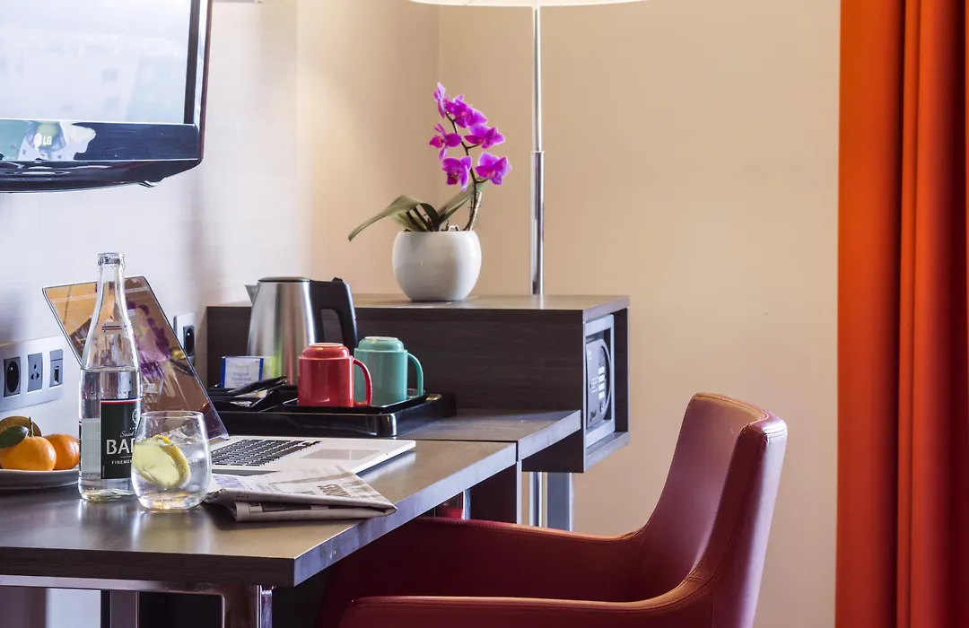 Park Inn By Radisson Lille Grand Stade-1